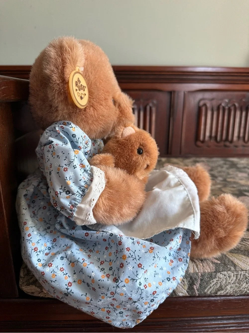 Vintage Russ Berrie mother bear plush